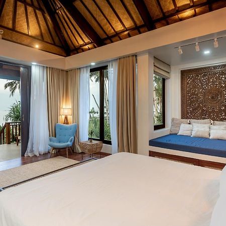 Villa Juan - A Beach Front Villa In General Luna Siargao Exteriör bild