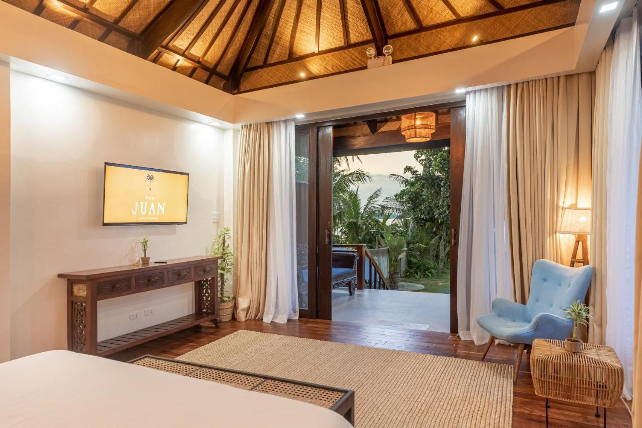 Villa Juan - A Beach Front Villa In General Luna Siargao Exteriör bild