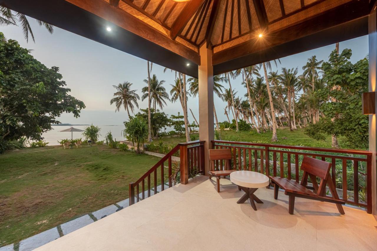 Villa Juan - A Beach Front Villa In General Luna Siargao Exteriör bild